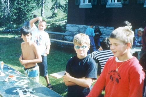 1023 Index [1024x768]