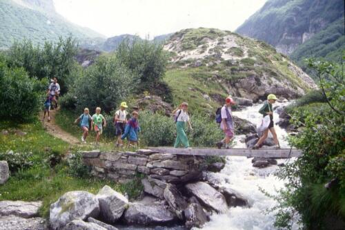 1051 Index [1024x768]