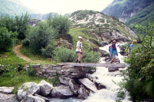 1053 Index [1024x768]