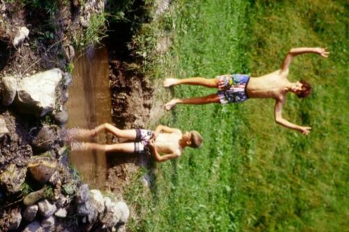 2001 Index (33) [1024x768]